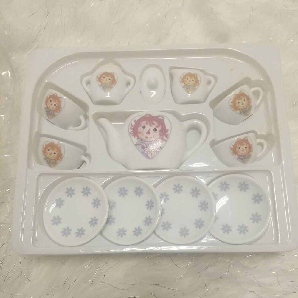 Raggedy Ann 13-piece China Tea Set Schylling VTG